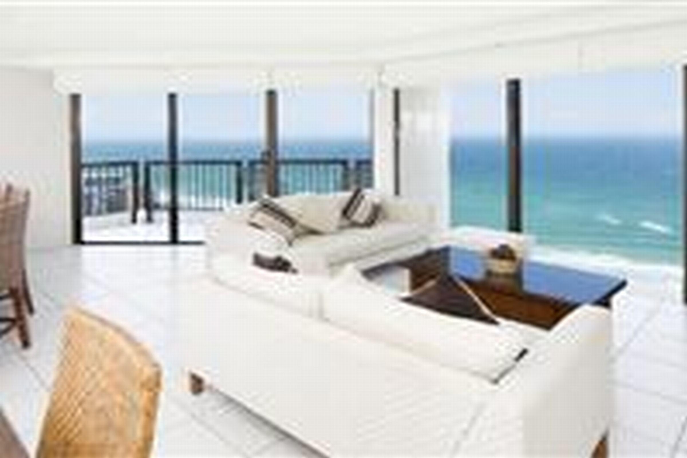 Breakfree Longbeach Resort Gold Coast Exterior photo